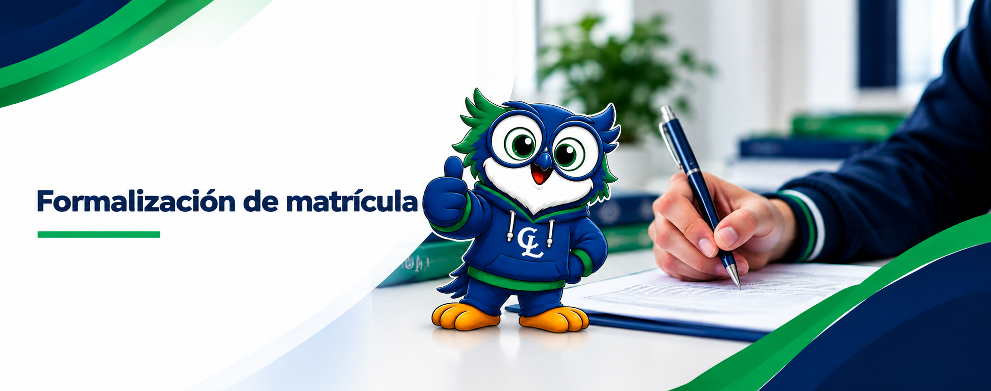 Formalización de matrícula con búho sonriente